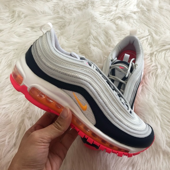 ✔️ New✔️ NIKE women’s Air Max 97 ~ various sizes - Picture 2 of 8